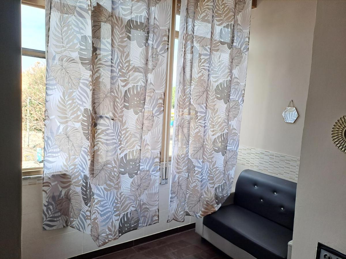 Aircraft Services Rooms Νάπολη Εξωτερικό φωτογραφία